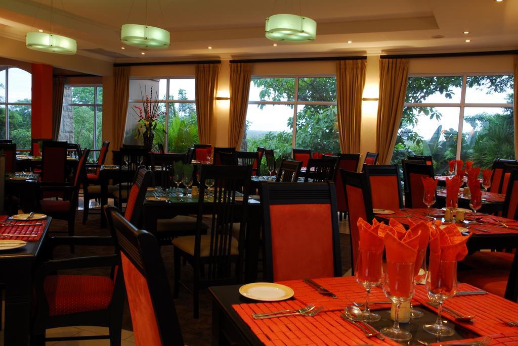 Protea Hotel By Marriott Umfolozi River Richards Bay Εξωτερικό φωτογραφία